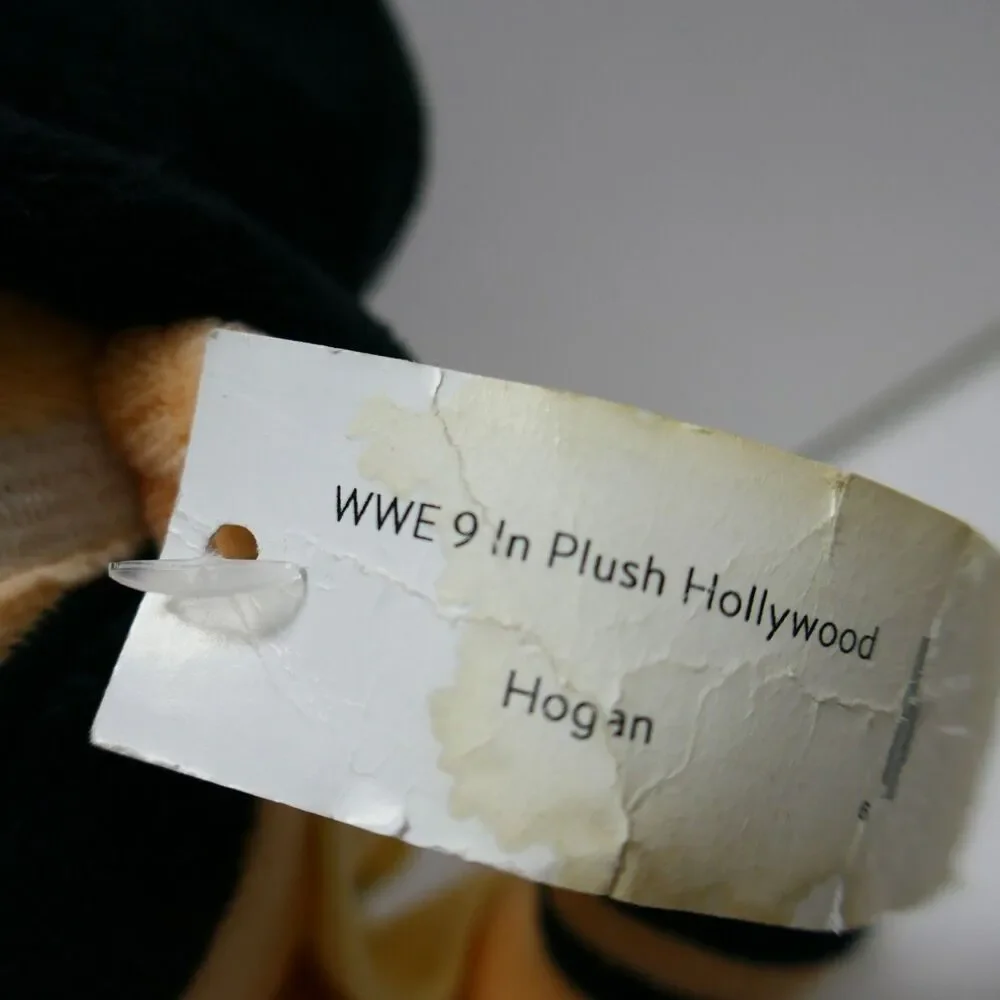 WWE Hollywood Hulk Hogan 2024 Walmart Exclusive Plush Scarf comes off